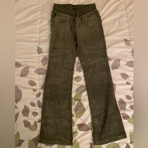 GAP Olive Green velvet sweatpants  XS